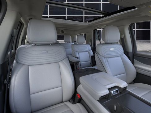 New 2026 Ford Expedition Platinum w/ Platinum Ultimate Package image 10