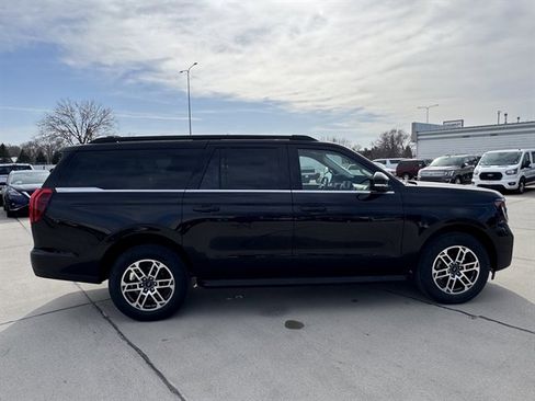 New 2026 Ford Expedition Max Active AWD/4WD image 2