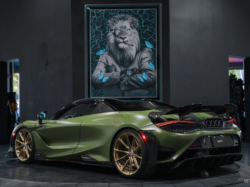 Used 2022 McLaren 765LT image 14