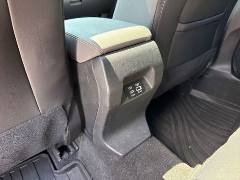 Used 2024 Subaru Crosstrek 2.5i Sport w/ Crosstrek Mirror Package AWD/4WD image 22