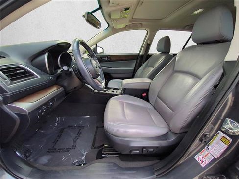 Used 2018 Subaru Outback 2.5i Limited w/ Popular Package #2 AWD/4WD image 17