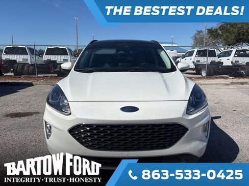 Used 2022 Ford Escape SEL image 2
