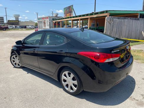 Used 2012 Hyundai Elantra Limited w/ Technology Pkg 5 image 5