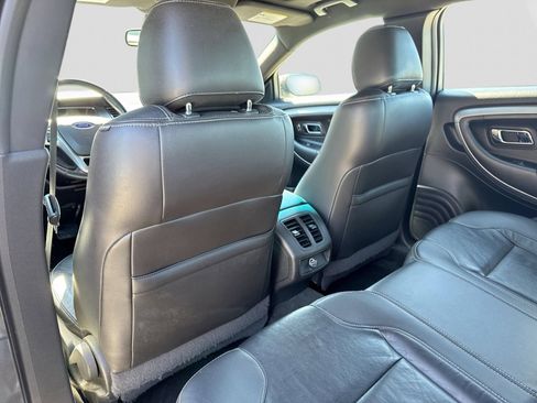Used 2015 Ford Taurus SEL w/ Equipment Group 201A FWD image 20