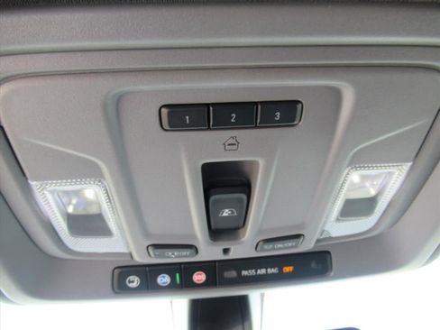 Used 2021 Chevrolet Silverado 1500 LTZ RWD image 26