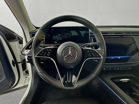 Used 2026 Mercedes-Benz E 350 4MATIC Sedan image 16