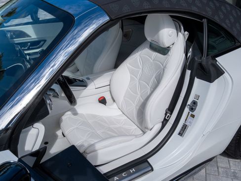 Used 2026 Mercedes-Benz Maybach SL 680 image 14