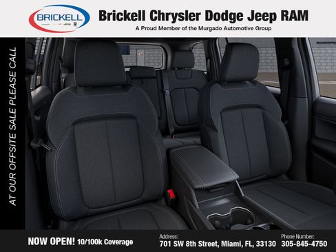 Used 2025 Jeep Grand Cherokee Laredo X AWD/4WD image 18