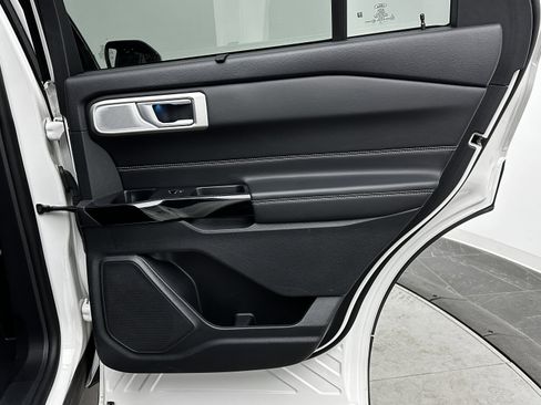 Used 2023 Ford Explorer ST w/ Equipment Group 401A image 39