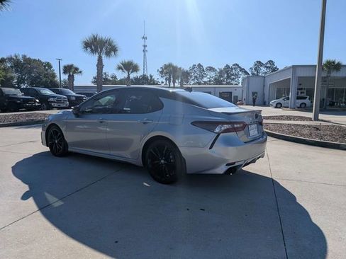 Used 2024 Toyota Camry XSE FWD image 5