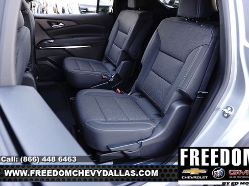 New 2026 Chevrolet Traverse LT w/ Midnight/Sport Edition image 14