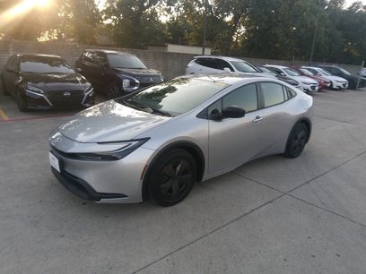 Used 2025 Toyota Prius LE