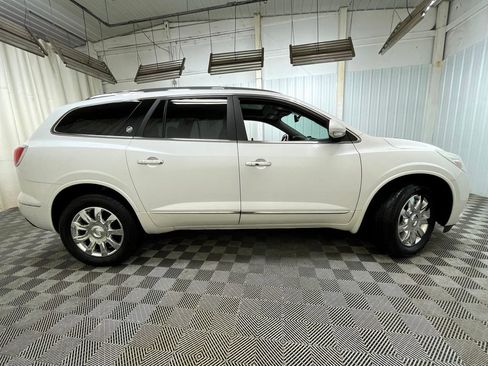 Used 2016 Buick Enclave Leather w/ Trailering Package FWD image 21