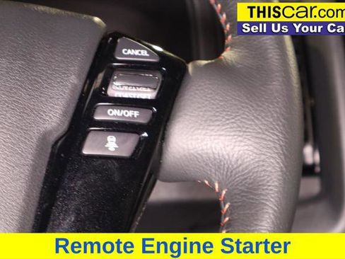 Used 2024 Nissan Frontier PRO-4X w/ Pro Convenience Package AWD/4WD image 17