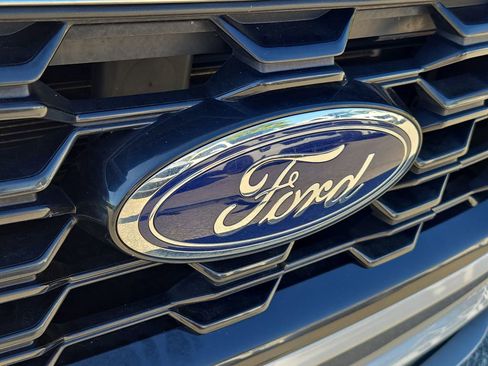 Used 2024 Ford Escape ST-Line image 4