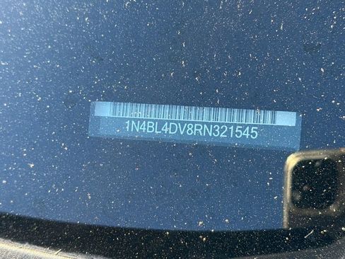 Used 2024 Nissan Altima 2.5 SV FWD image 38