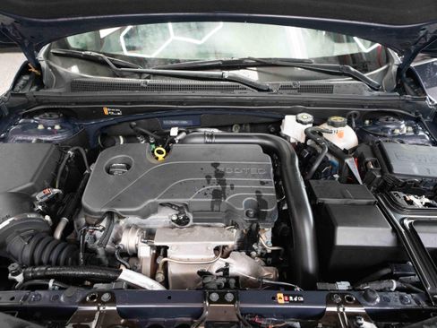 Used 2025 Chevrolet Malibu LT FWD image 30