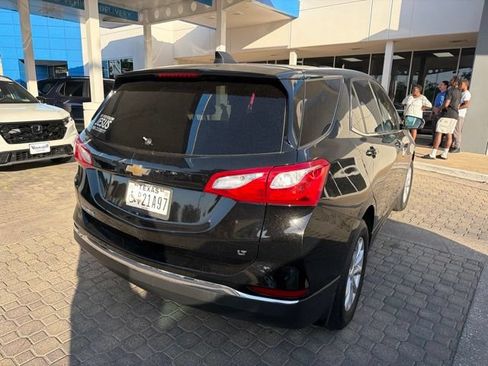 Used 2019 Chevrolet Equinox LT FWD image 3
