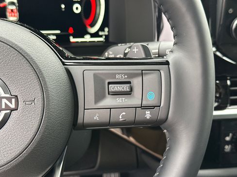 New 2025 Nissan Pathfinder Platinum image 29