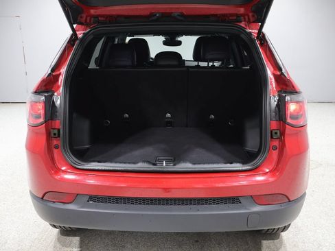 Used 2023 Jeep Compass Latitude w/ Mopar Graphics Package AWD/4WD image 20