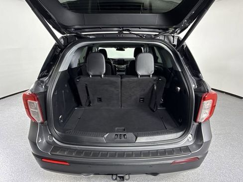 Used 2023 Ford Explorer XLT w/ Equipment Group 202A image 35