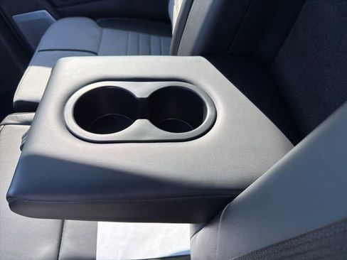 Used 2023 Ford F150 Lightning Platinum AWD/4WD image 21