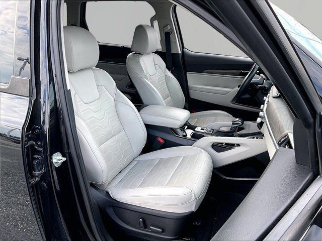 Used 2022 Kia Telluride SX w/ SX Prestige Package AWD/4WD image 11