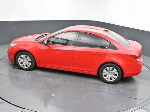 Used 2016 Chevrolet Cruze LS FWD image 16