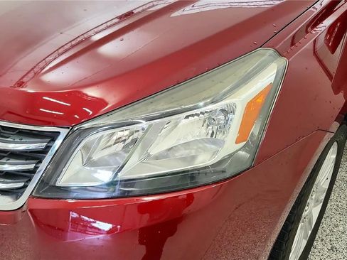 Used 2015 Chevrolet Traverse LT w/ Style and Technology Package FWD image 14