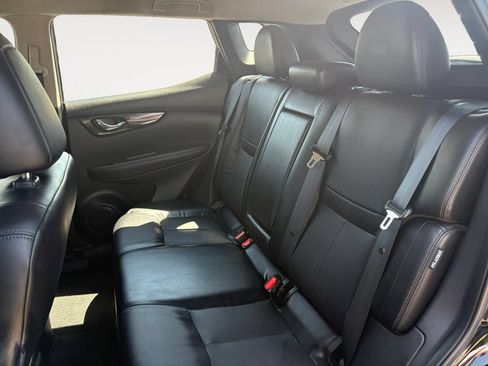 Used 2022 Nissan Rogue Sport SL AWD/4WD image 13