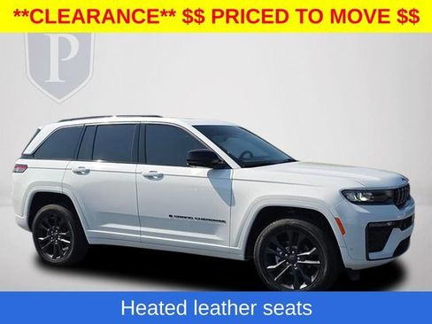 Used 2026 Jeep Grand Cherokee Limited AWD/4WD image 2