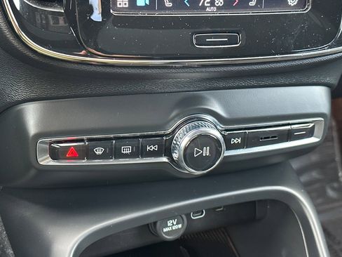 Certified 2023 Volvo XC40 Recharge Ultimate w/ Protection Package Premier image 25