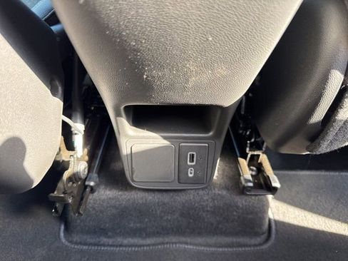 Used 2024 Buick Encore GX Preferred image 23