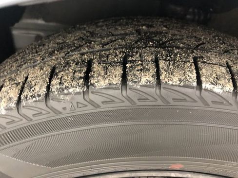 Used 2022 Toyota Corolla LE image 28