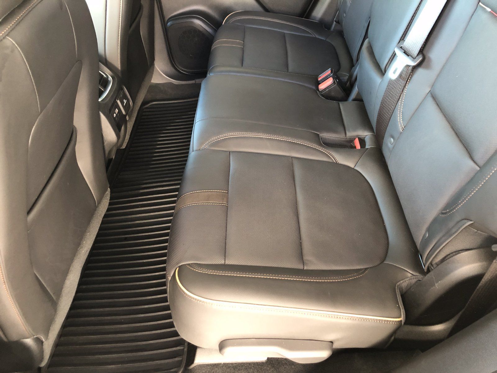 Used 2020 Chevrolet Blazer Premier FWD image 14