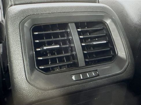 Used 2021 Volkswagen Tiguan SE R-Line FWD image 30