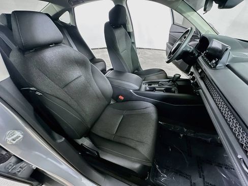 Used 2024 Honda Accord EX image 12