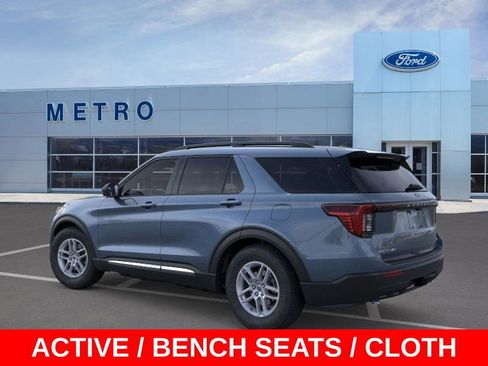 New 2025 Ford Explorer Active image 5