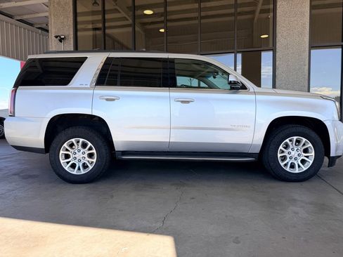 Used 2018 GMC Yukon SLE w/ HD Trailering Package image 38
