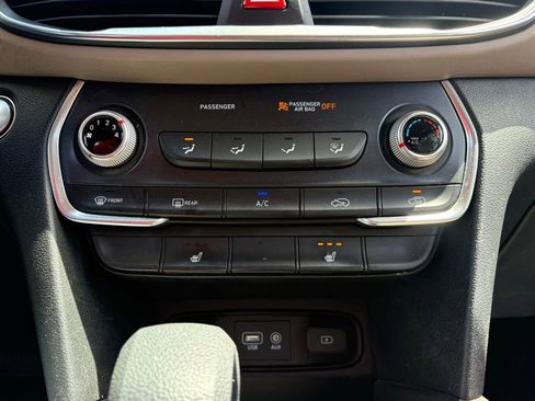 Used 2020 Hyundai Santa Fe SEL FWD image 22