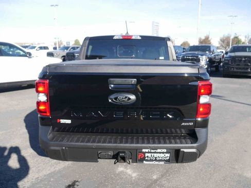 Used 2024 Ford Maverick Lariat w/ Black Appearance Package image 21