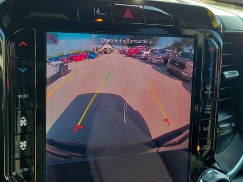 Used 2025 RAM 1500 Big Horn AWD/4WD image 21