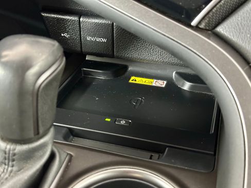 Used 2022 Toyota Camry XSE image 17