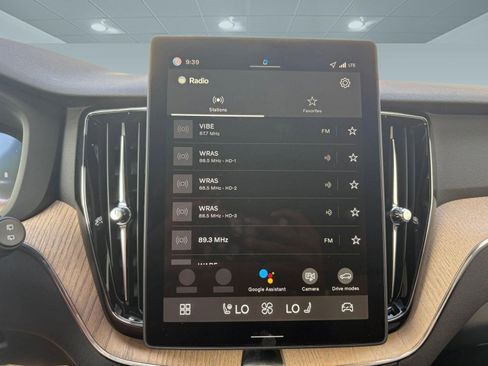 Used 2026 Volvo XC60 B5 Plus w/ Protection Package Premier image 28