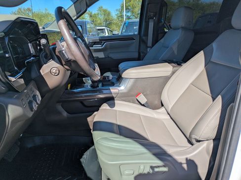 Certified 2023 Chevrolet Silverado 1500 LTZ image 10