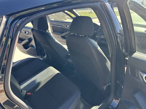 Used 2023 Honda Civic Sport image 26