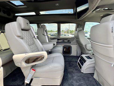 New 2025 GMC Savana 2500 w/ Driver Convenience Package image 26