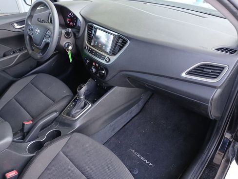 Used 2020 Hyundai Accent SEL image 27