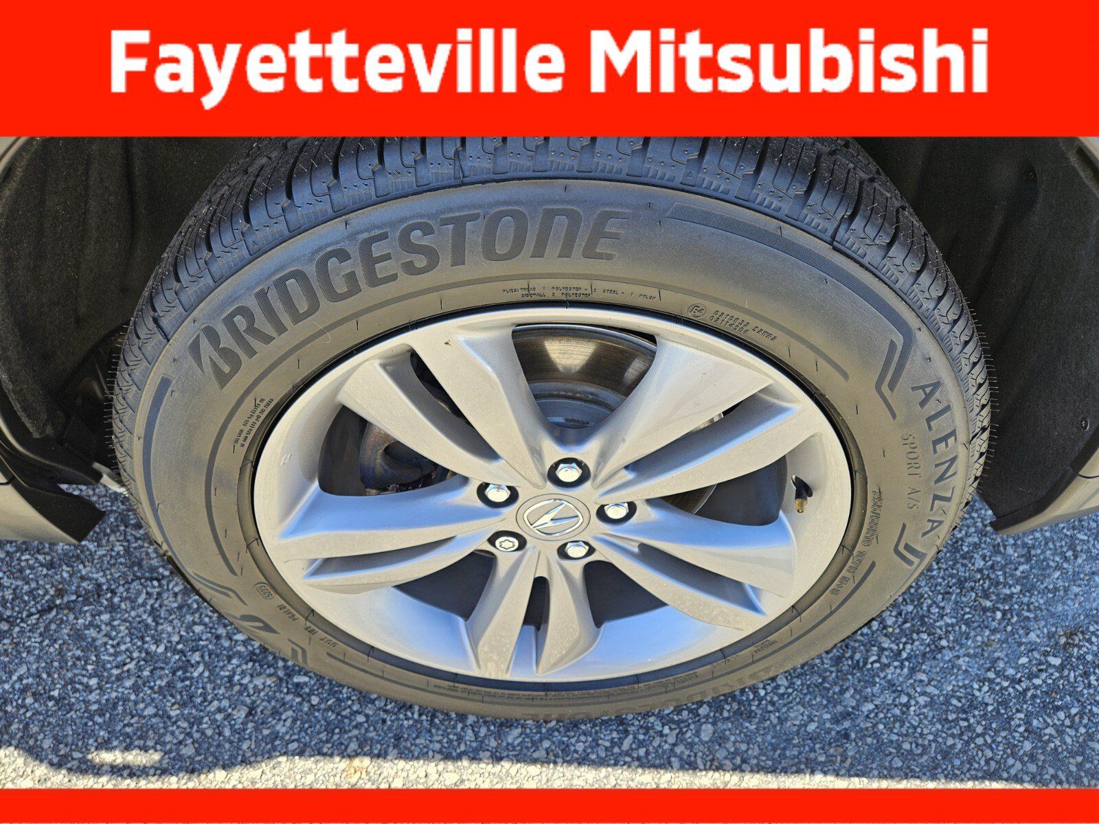 Used 2025 Acura MDX FWD image 14