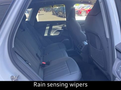 New 2025 Audi Q5 Premium Plus image 29